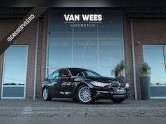 BMW 3-serie - 320i High Executive | 2e eigenaar | Origineel NL | Luxury Line | Navigatie Professional |