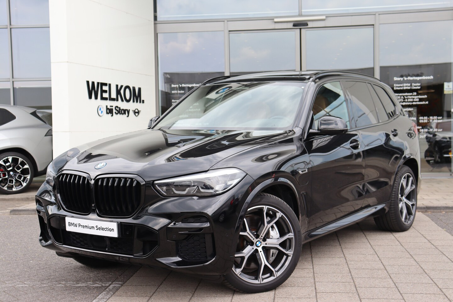 BMW X5 - xDrive45e High Executive M Sport Automaat / Panoramadak / Comfortstoelen / Comfort Access - AutoWereld.nl