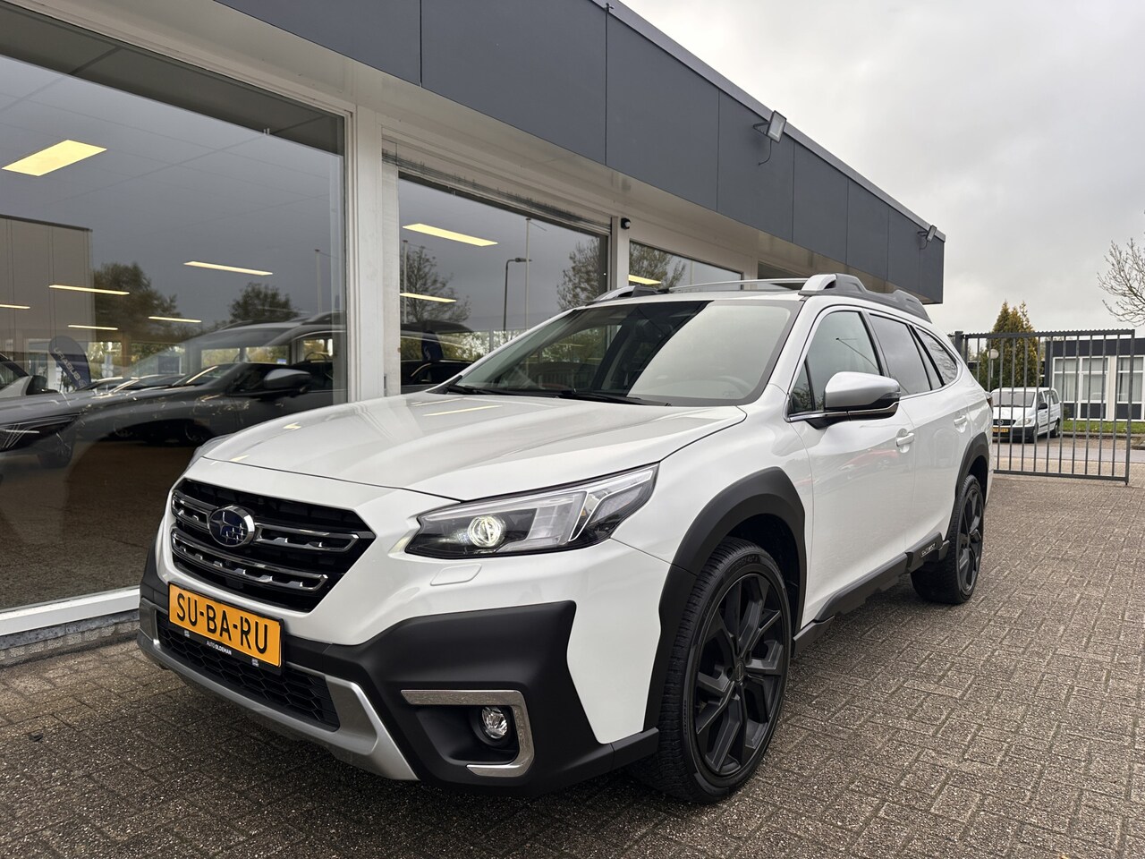 Subaru Outback - 2.5i X-Explore NWE MODEL, FULL OPTION! - AutoWereld.nl