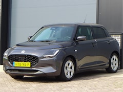 Suzuki Swift - 1.2 Select Smart Hybrid CVT All season Rijklaarprijs | Tot 10 jaar Garantie | Onderhoudsbe