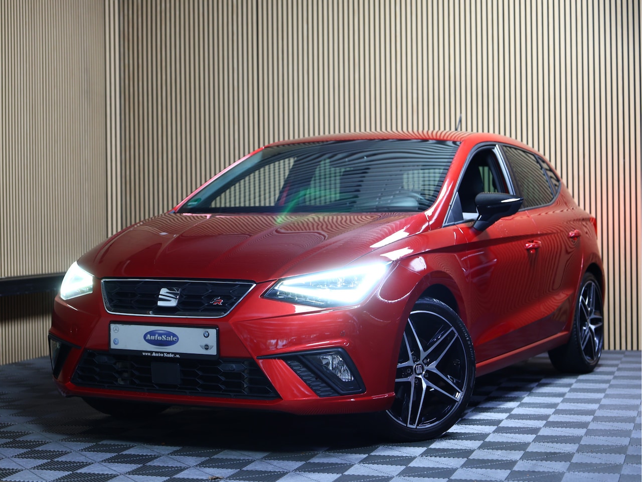 SEAT Ibiza - 1.0 TSI FR TOPSTAAT NAVI en Top KM 36000 2019 - AutoWereld.nl