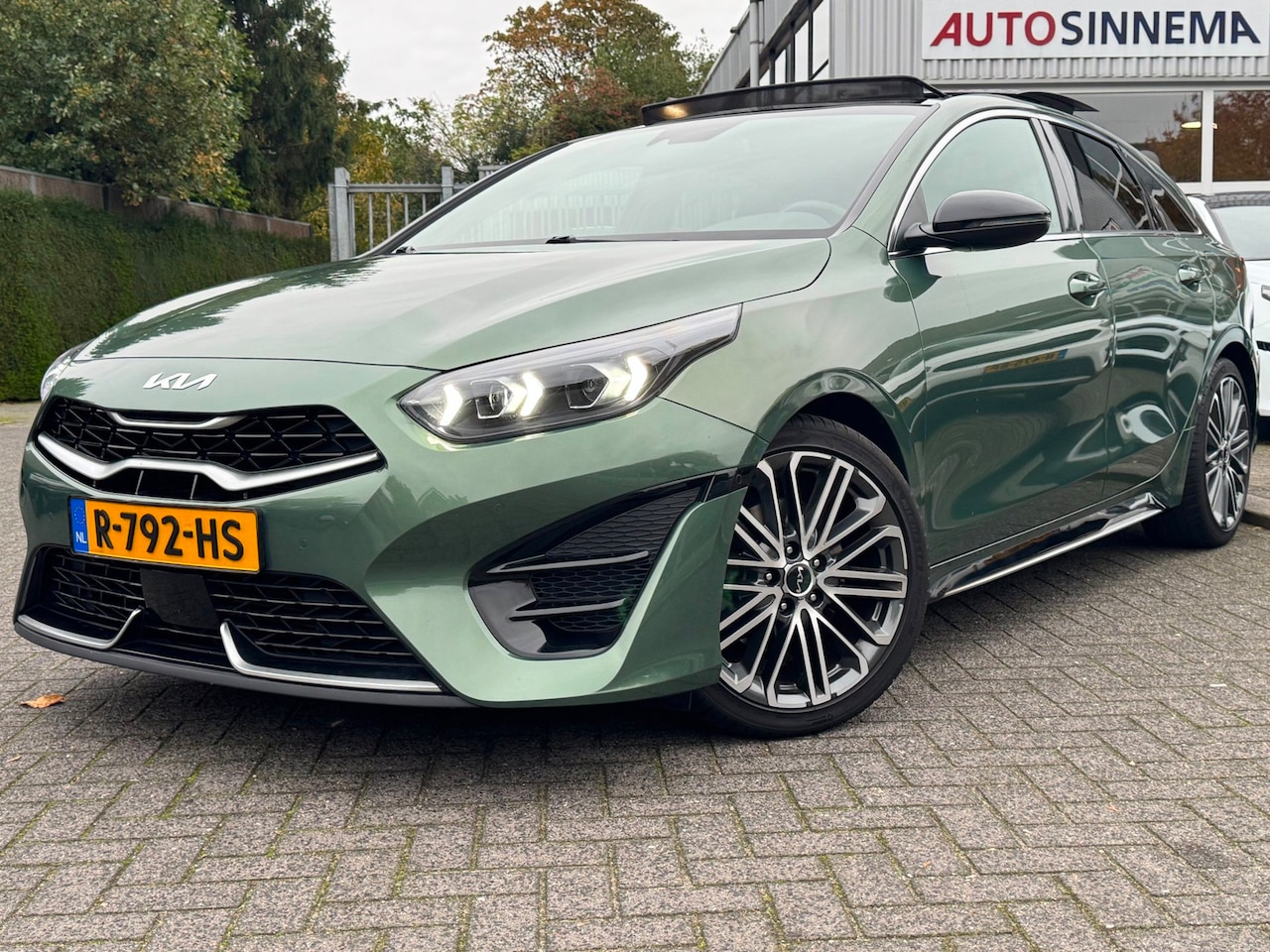 Kia Pro cee'd - 1.5 T-GDi GT-PlusLine | Panoramadak | Memory | Stuurverwarming | - AutoWereld.nl