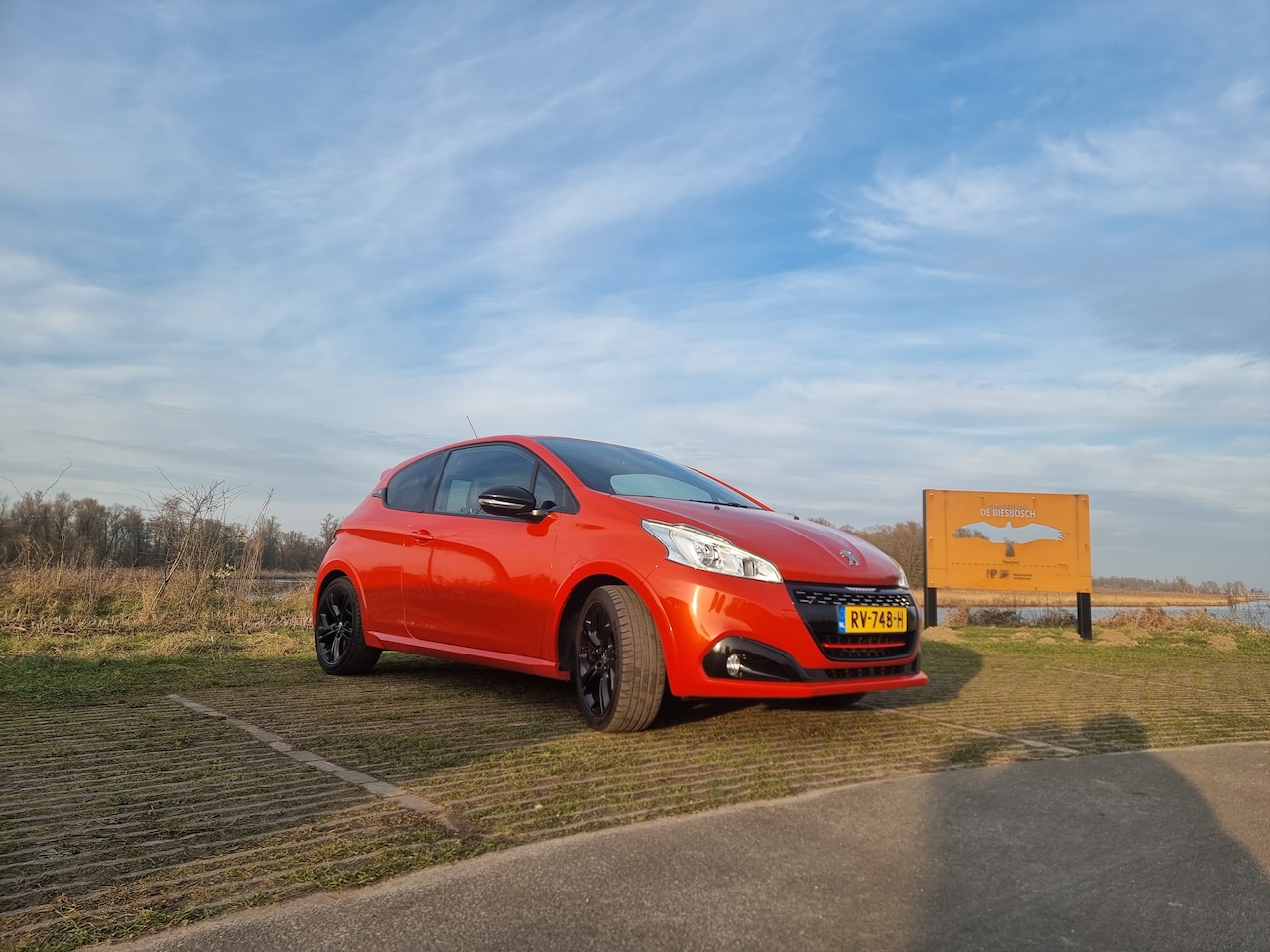 Peugeot 208 - 1.6 e-THP GTi Nieuwe apk - AutoWereld.nl