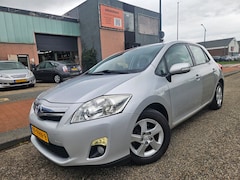 Toyota Auris - 1.8 Full Hybrid Aspiration GARANTIE