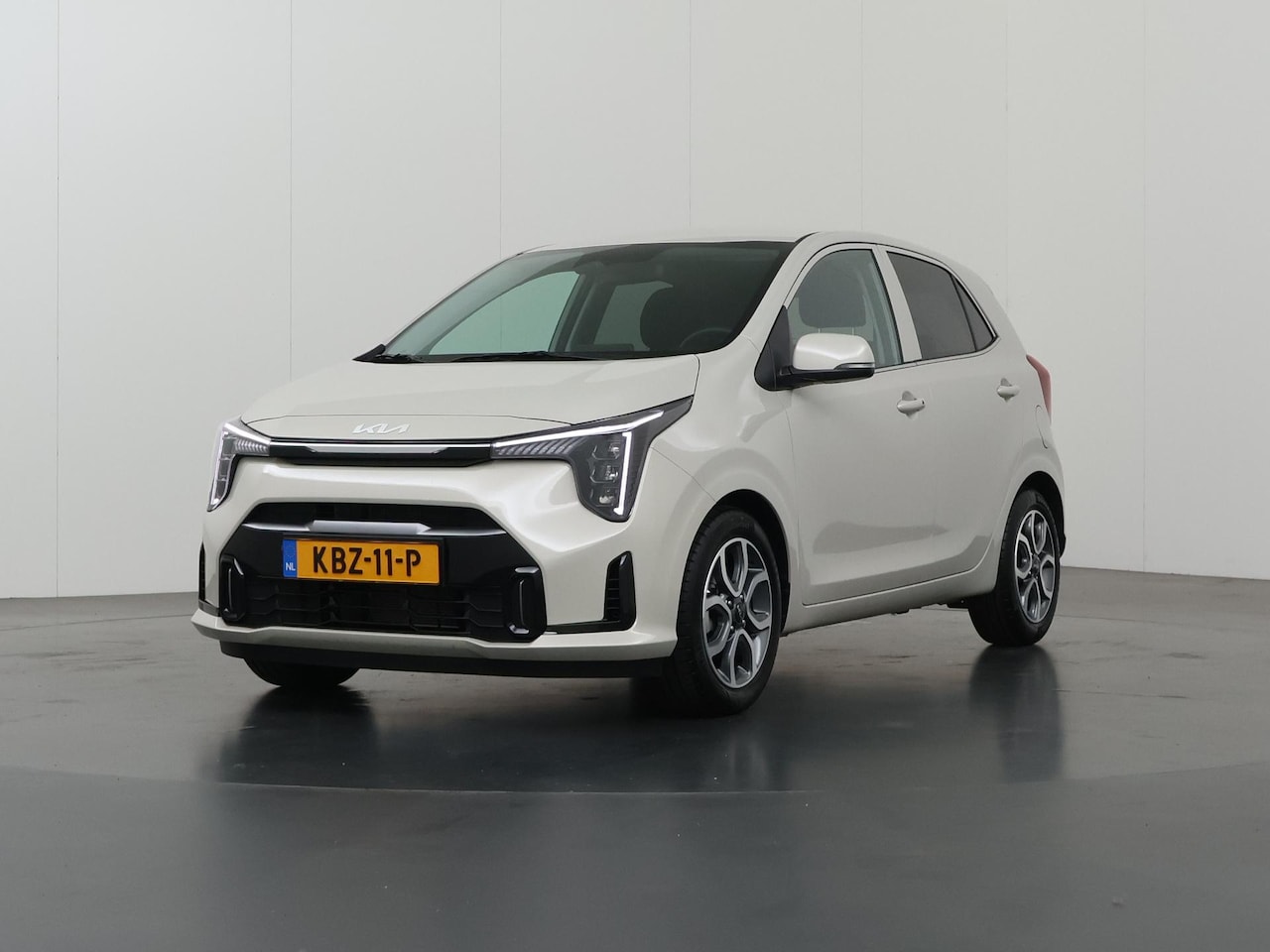 Kia Picanto - 1.0 DPI ExecutiveLine | 4-zits | Stoelverwarming | Achteruitrijcamera | LED Koplampen | Na - AutoWereld.nl