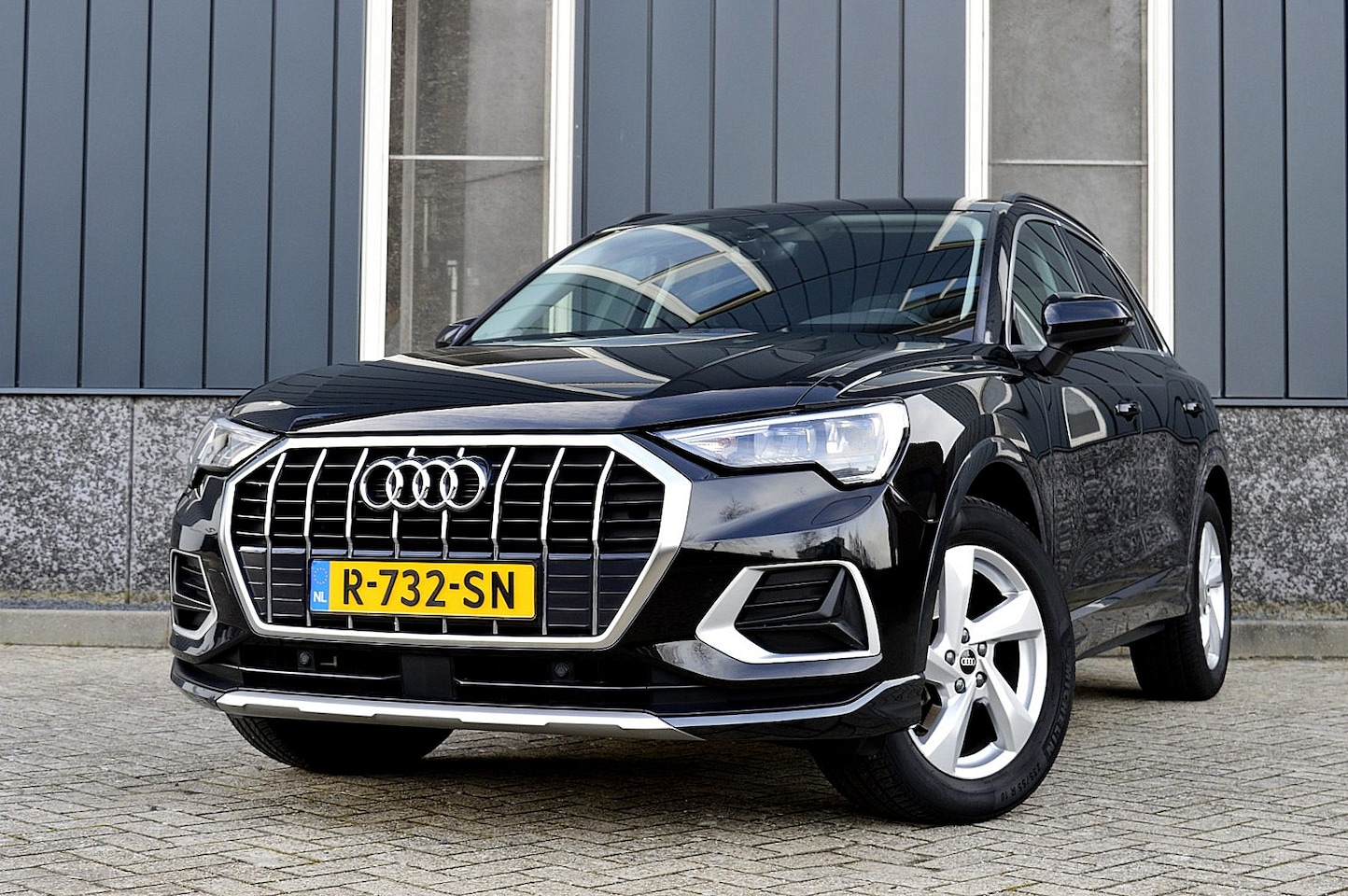 Audi Q3 - 35 TFSI S edition Rijklaarprijs-Garantie Apple carplay Trekhaak Airco Led Sport Interieur - AutoWereld.nl