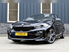 BMW 1-serie - 118i M-Sport Rijklaarprijs-Garantie Panorama dak Sport Interieur Led Camera Live cockpit p