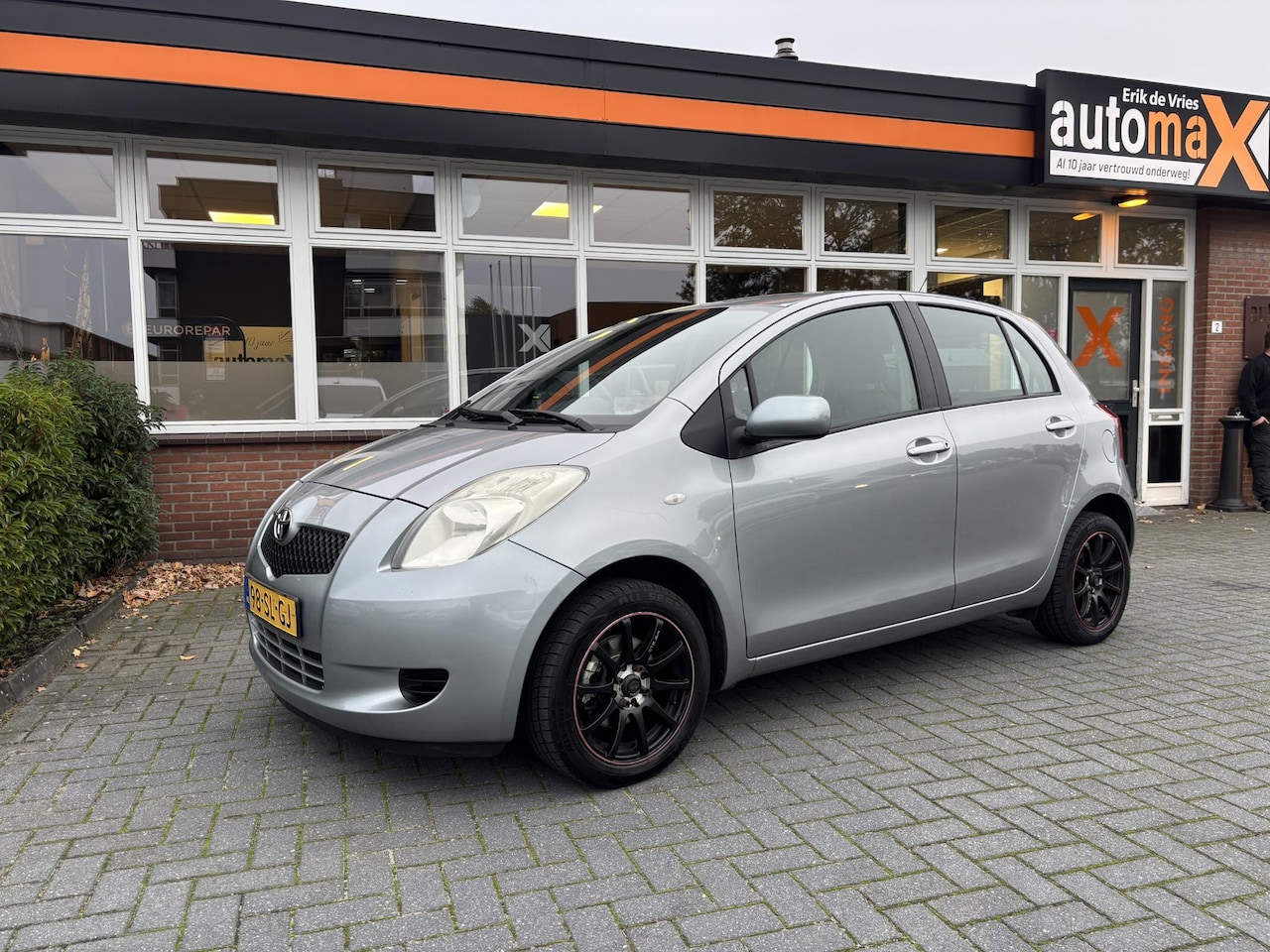Toyota Yaris - 1.3 VVTi Sol |Airco|Nieuwe APK| - AutoWereld.nl