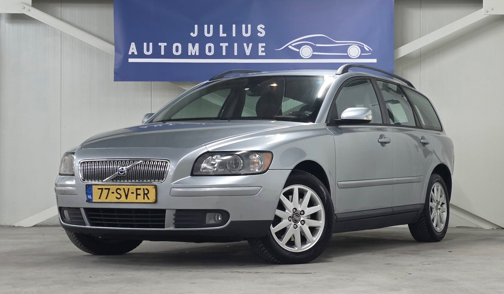 Volvo V50 - 2.4 Edition II Volledig Onderhouden Clima Premium Audio CruiseControl APK 08-2027! - AutoWereld.nl