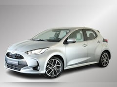 Toyota Yaris - 1.5 Hybrid Executive, Head Up, JBL, Parksensor