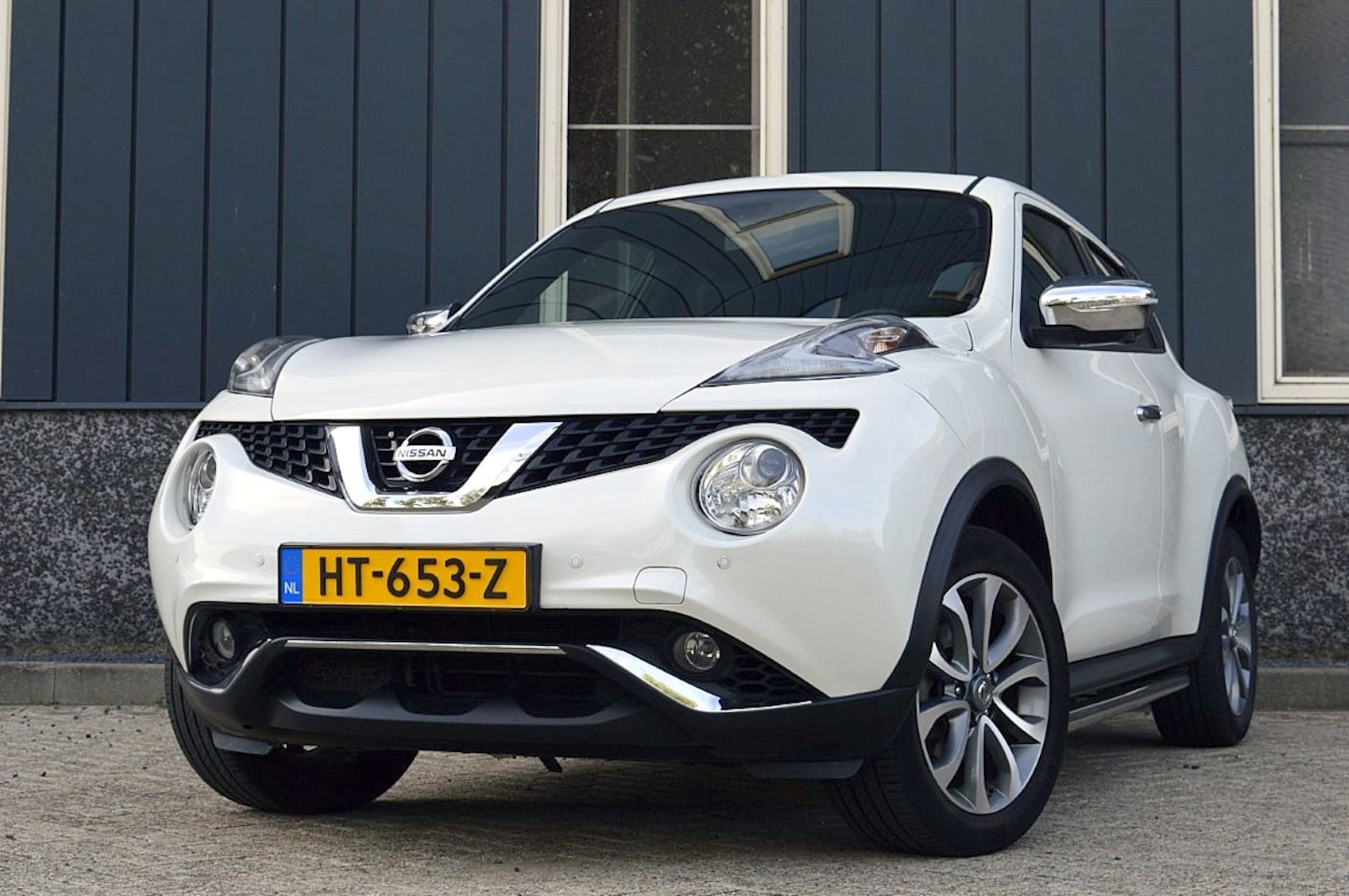 Nissan Juke - 1.6 Tekna Rijklaarprijs-Garantie Panorama dak Leder Interieur Navigatie Airco - AutoWereld.nl