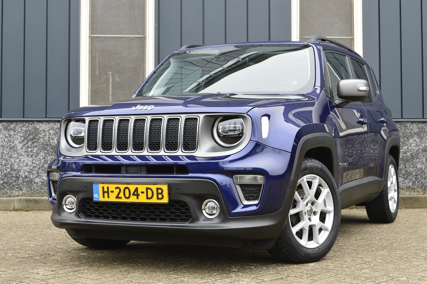 Jeep Renegade - 1.0T Freedom Rijklaarprijs-Garantie Panorama dak Leder Led Navigatie Stoel/stuur verwarmin - AutoWereld.nl