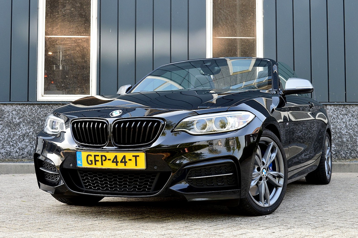 BMW 2-serie Cabrio - M240i xDrive M-Sport High Executive Rijklaarprijs-Garantie Navigatie Led Leder sport inter - AutoWereld.nl