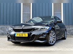 BMW 3-serie - 320i M-Sport Rijklaarprijs-Garantie Leder Led Camera Navigatie 50 Jahre Edition