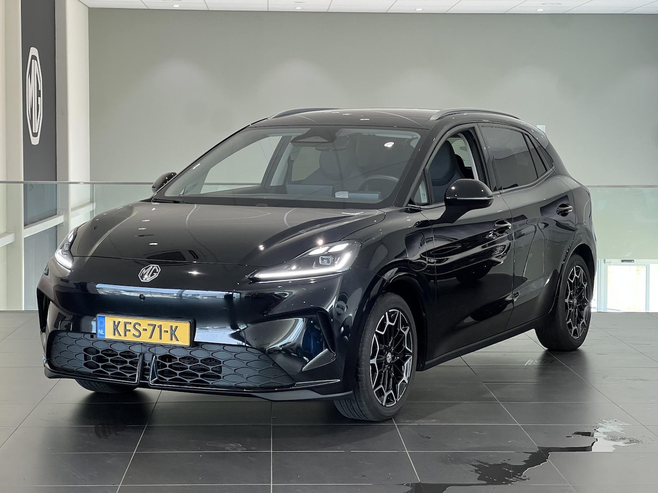 MG MG4 Electric Urban - EV Premium 54 kWh | WLTP 405 KM | Nieuw Model | Stoel-/Stuur verwarming | 360 Camera | Car - AutoWereld.nl