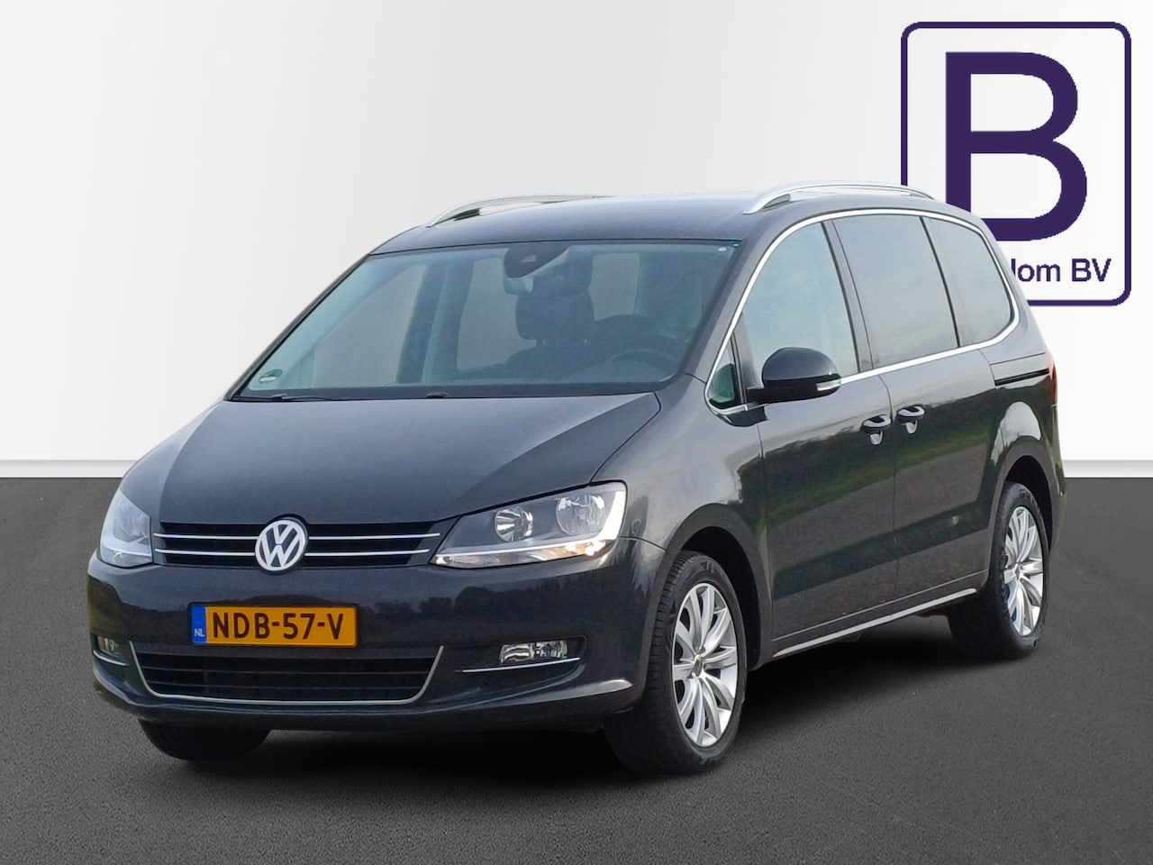 Volkswagen Sharan - 1.4 TSI Exclusive 7-Pers. / Dealeronderhouden / Leder / Clima / Cruise / - AutoWereld.nl