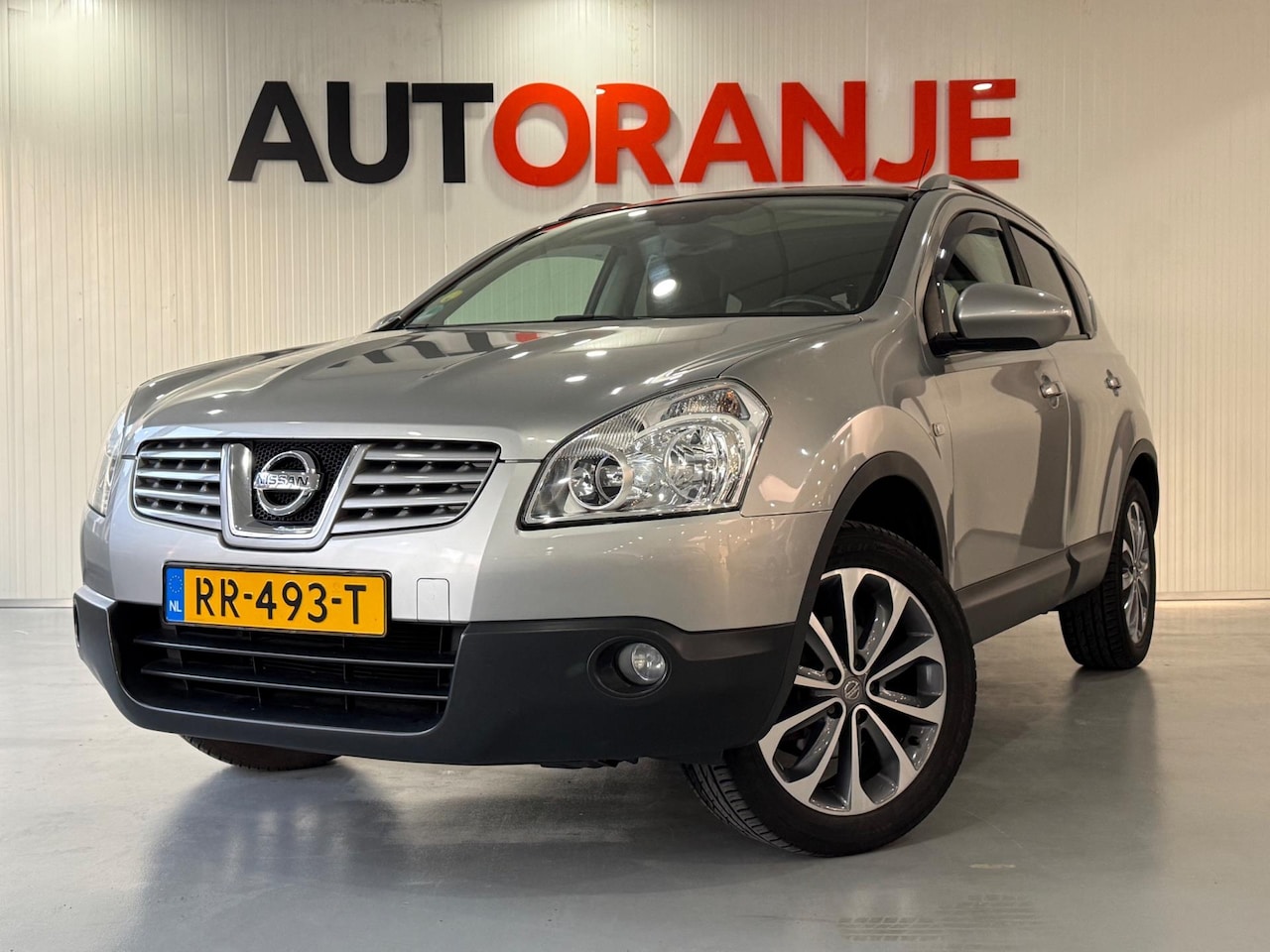 Nissan Qashqai - 2.0 Connect Edition-Pano-Airco-Cruise-Navi+Camera - AutoWereld.nl