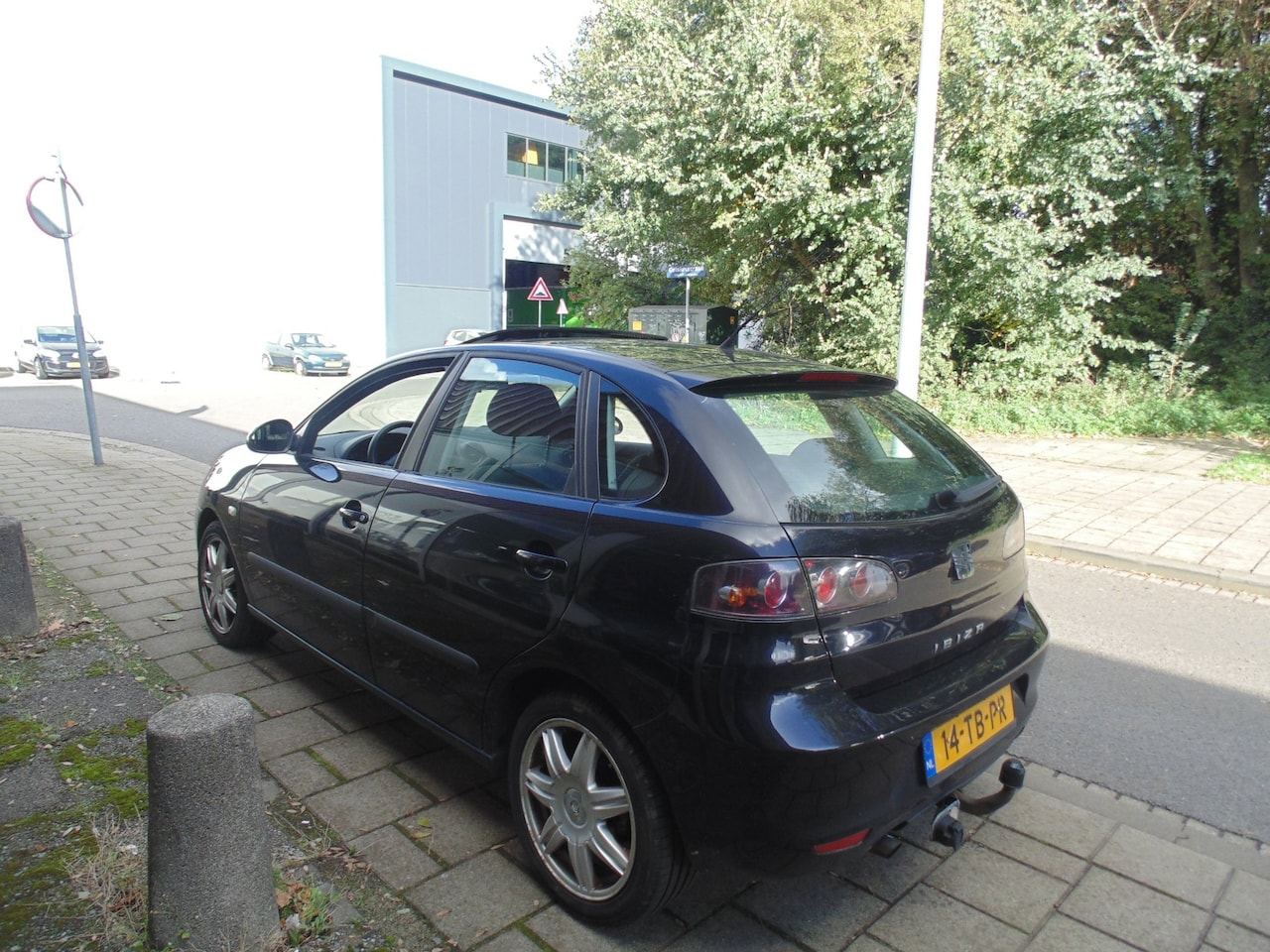 SEAT Ibiza - 1.4-16V Chill Out MET AIRCO OPEN DAK TREKHAAK - AutoWereld.nl