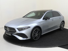 Mercedes-Benz A-klasse - 250 e Business Solution AMG / Panoramadak / Headup-Display / 360Graden-Camera /