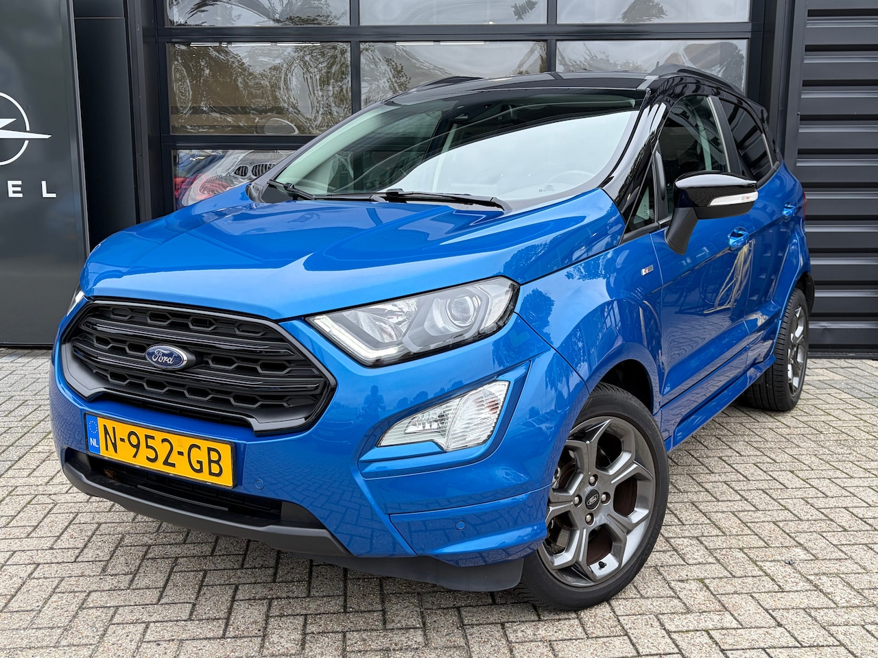 Ford EcoSport - 1.0 125 PK ST-Line X | STUUR, STOEL EN VOORRUITVERWARMING| B&O SOUND| HALF LEDER/HALF ALCA - AutoWereld.nl