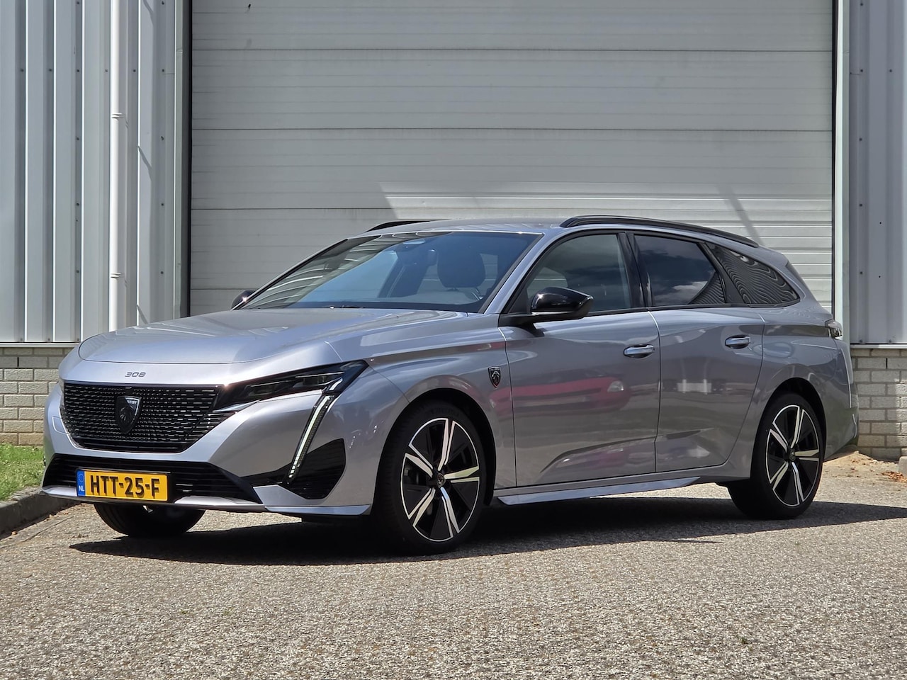 Peugeot 308 SW - Hybrid 136 e-DCS6 GT Automaat / Adaptief Cruise Control / Apple Carplay & Android Auto / N - AutoWereld.nl