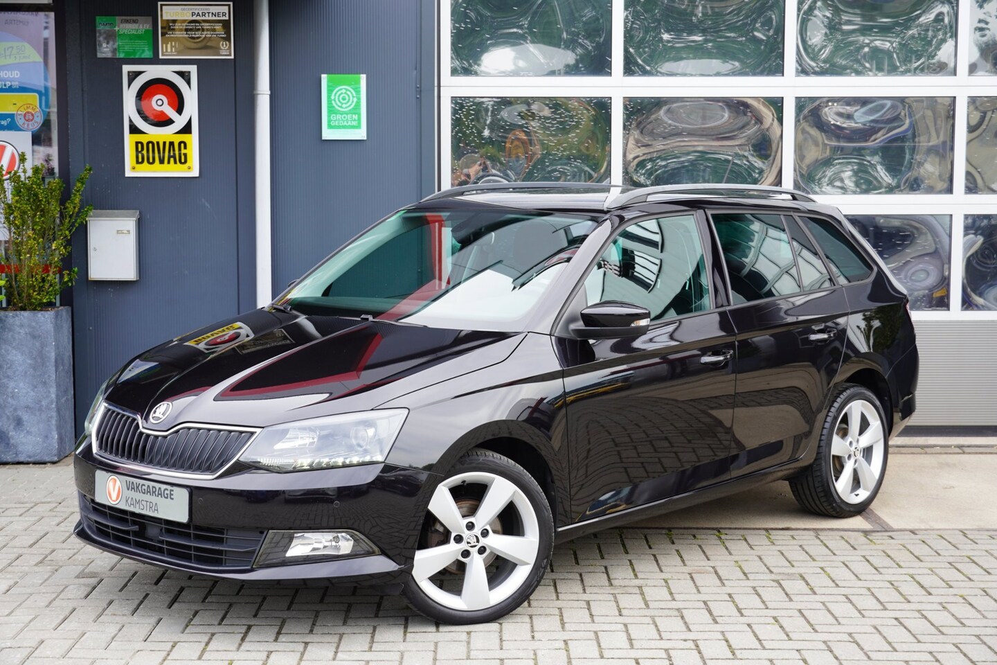 Skoda Fabia Combi - 1.2 TSI First Ed. NAP DAB+/PDC/Stoelverw. - AutoWereld.nl