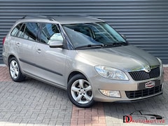 Skoda Fabia Combi - 1.2 TSI Elegance Trekhaak | Pdc | Cruise | Climate Control | Elektr Pakket