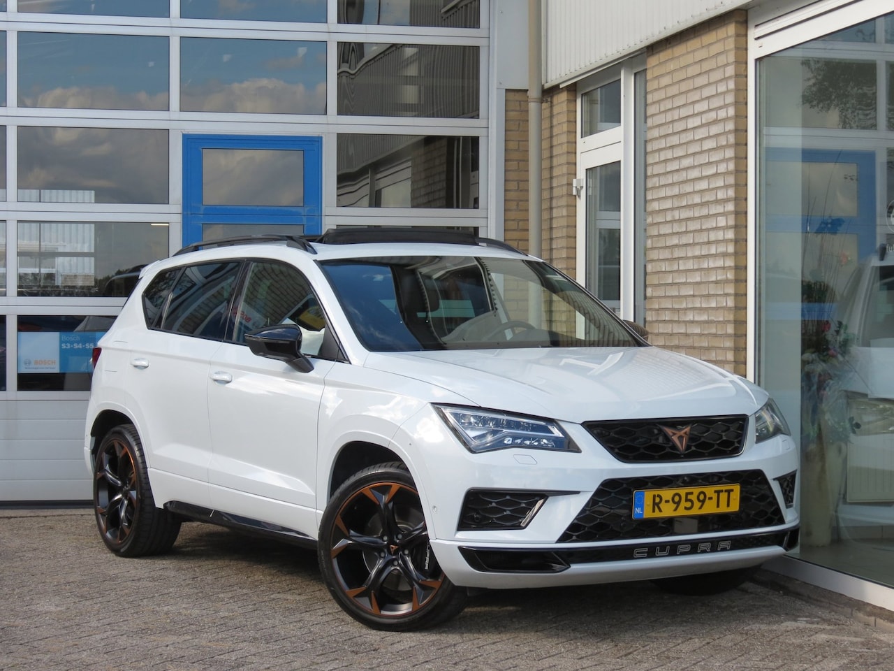 CUPRA Ateca - 2.0 TSI 300 4DRIVE 360 Camera|PANO|BEATS Audio|CarPlay|Navi|Winter Pakket|DiGi-Dash|Clima| - AutoWereld.nl