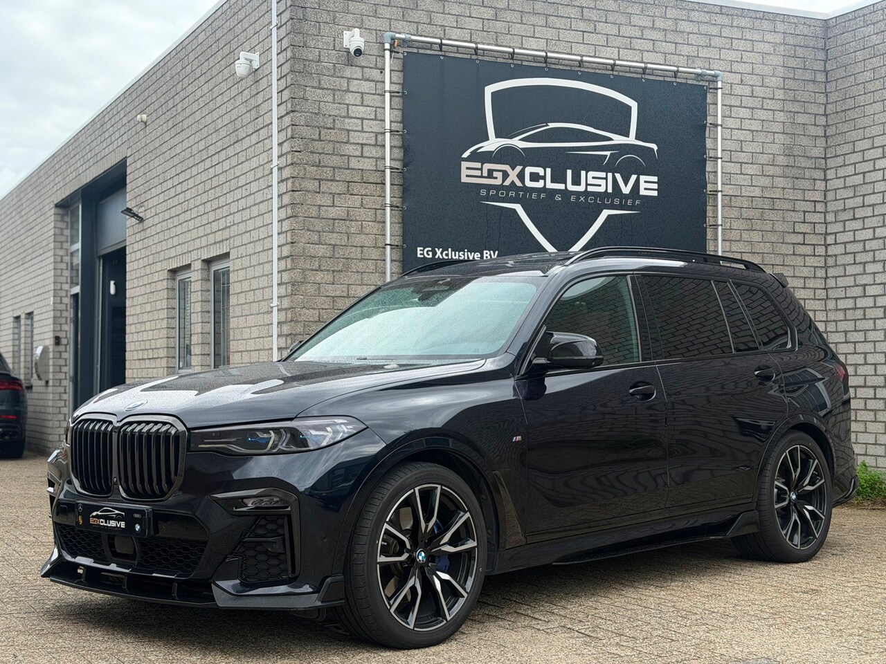 BMW X7 - XDrive40i 6P M Pakket/Sky/Alcantara/Laser/HUD - AutoWereld.nl