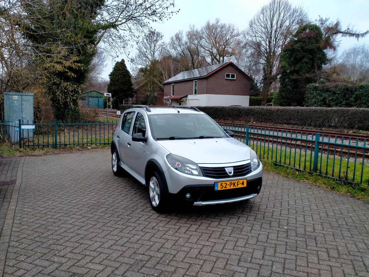 Dacia Sandero Stepway - 1.6 airco ALLINPRIJS - AutoWereld.nl