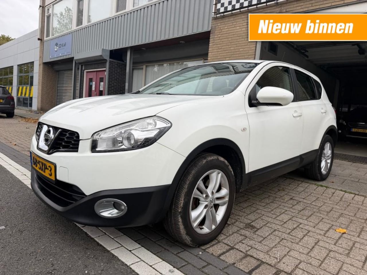Nissan Qashqai - 2.0 Acenta 4WD CLIMA NAVI CAMERA RIJDT GOED NAP APK - AutoWereld.nl