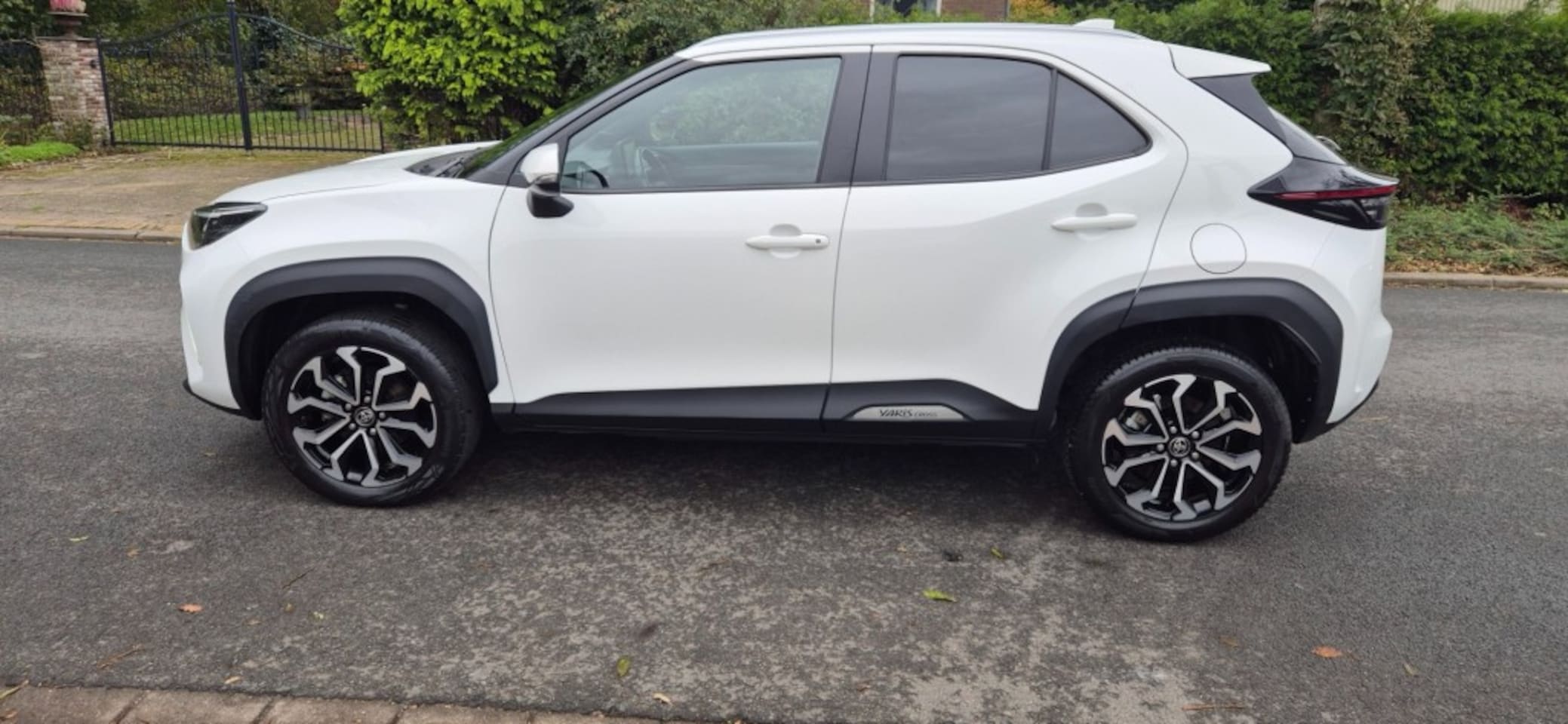 Toyota Yaris Cross - 1.5 Hybrid Dynamic  Camera achter  Apple-/ Android Carplay/stoelverw. - AutoWereld.nl