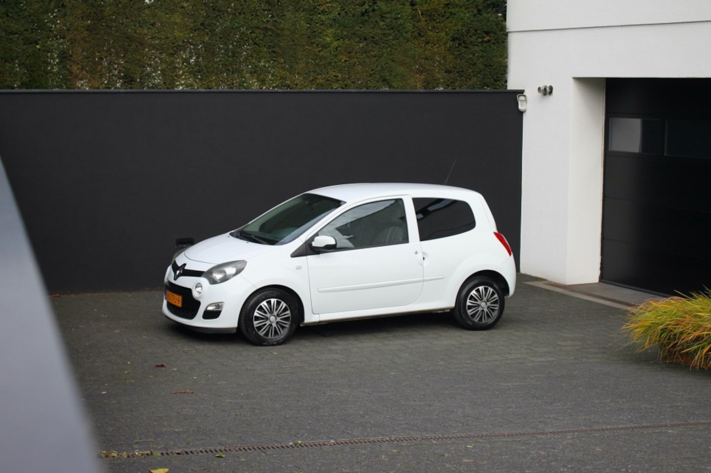 Renault Twingo - 1.2-16V Collection 1.2 16V COLLECTION, Airco, Radio, Multifunctioneel stuur - AutoWereld.nl