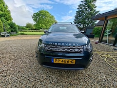Land Rover Discovery Sport - 2.0 eD4 EC SE | Volledig LR dealer onderhouden | Trekhaak | Volleder | Panodak | NAVI+ | 2