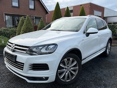Volkswagen Touareg - 4.2 V8 TDI DSG 4-Motion R-LINE VW Exclusive UNIEK