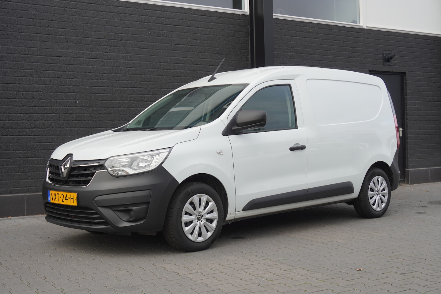 Renault Express - 1.5 dCi EURO 6 - Airco- Cruise - PDC - €11.900,- Excl. - AutoWereld.nl