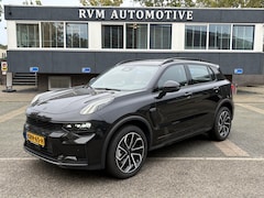 Lynk & Co 01 - 1.5 Core FABRIEKSGARANTIE T/M 2030 | ACHTERUITRIJ CAMERA | APPLE CARPLAY / ANDROID AUTO |