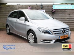 Mercedes-Benz B-klasse - 180 Ambition Automaat airco/cruise/navi/Bluetooth/PDC/trekhaak