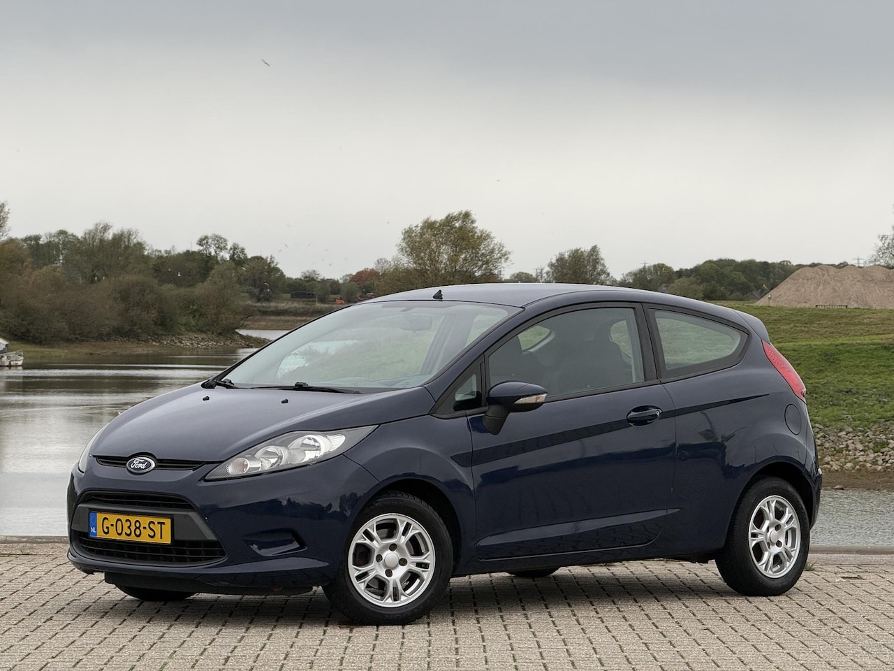 Ford Fiesta - 1.25 Trend | Airco | Nieuwe APK - AutoWereld.nl