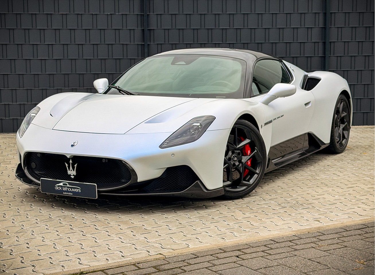 Maserati MC20 - 3.0 V6 / 1 OWNER / FULL CARBON / 500 KM! / LIFT - AutoWereld.nl