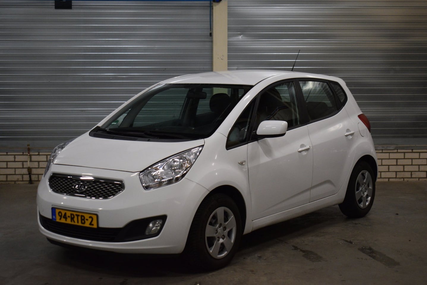 Kia Venga - 1.4 CVVT Seven + Navigatie|Bluetooth|Cruise Control| - AutoWereld.nl