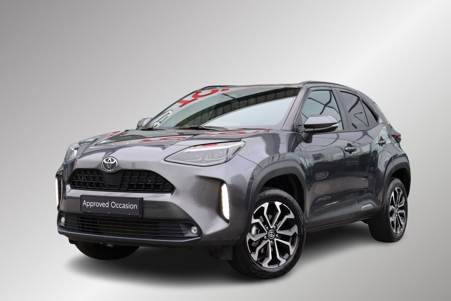 Toyota Yaris Cross - 1.5 Hybrid 115 Dynamic Limited, Parkeersensoren, Stuurverwarming - AutoWereld.nl
