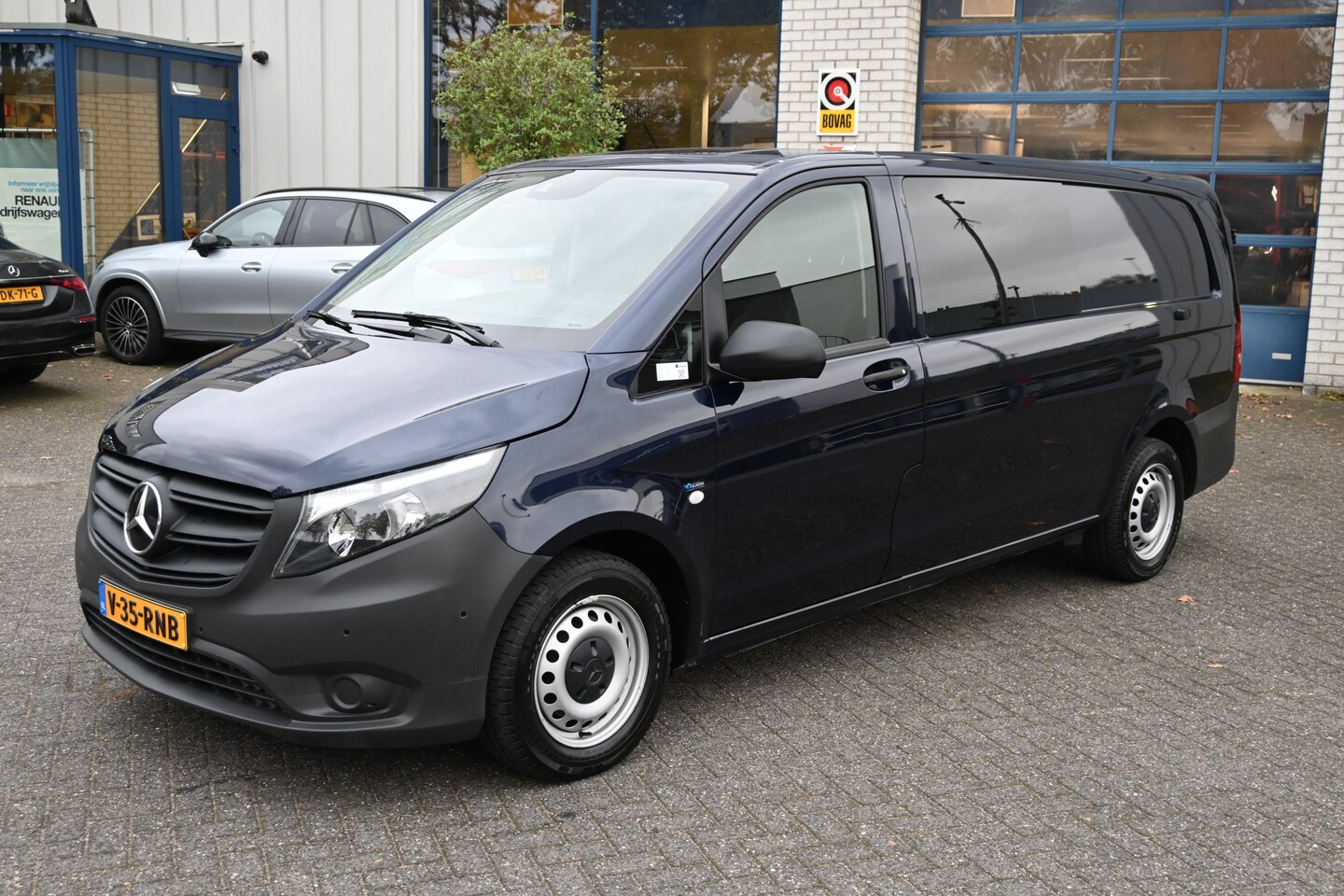 Mercedes-Benz Vito - 116 CDI XL L3 DC Audio 40 Navigatie met camera, Standkachel, Trekhaak - AutoWereld.nl