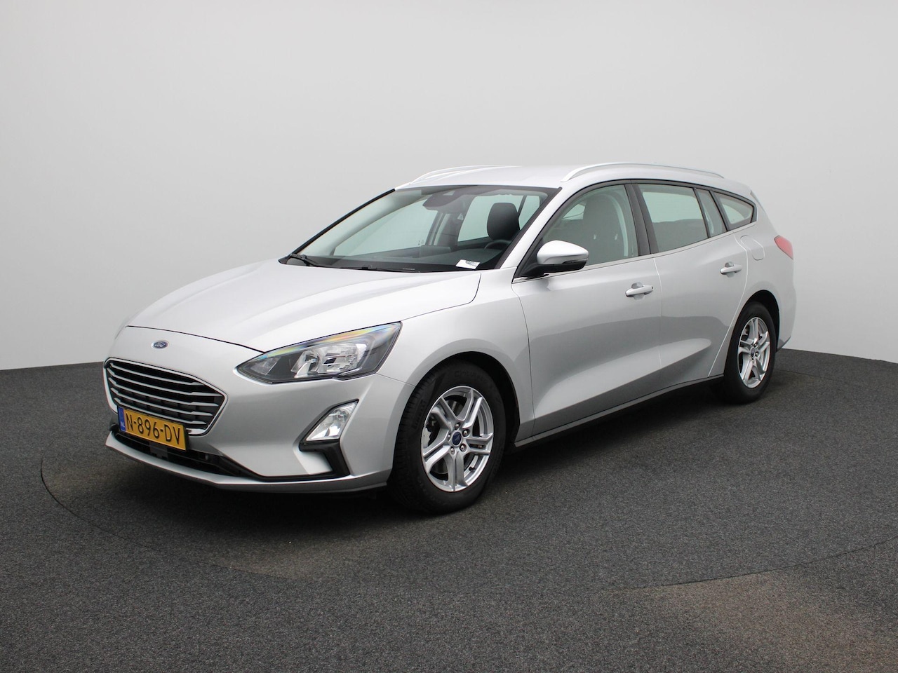 Ford Focus Wagon - 1.0 EcoBoost Hybrid Trend Edition Business | APPLE/ANDROID CARPLAY| STOELVERWARMING | LED - AutoWereld.nl