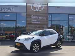 Toyota Aygo X - PULSE NL-AUTO 1E EIGENAAR CLIMA NAVI APPLE/ANDROID LM-VELGEN ALL-SEASON PRIVACY-GLASS