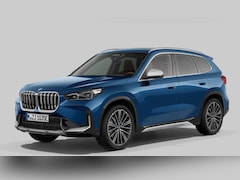 BMW X1 - xDrive30e | Elektrische verstelbare stoelen | Head Up Display | Harman Kardon | Panoramada