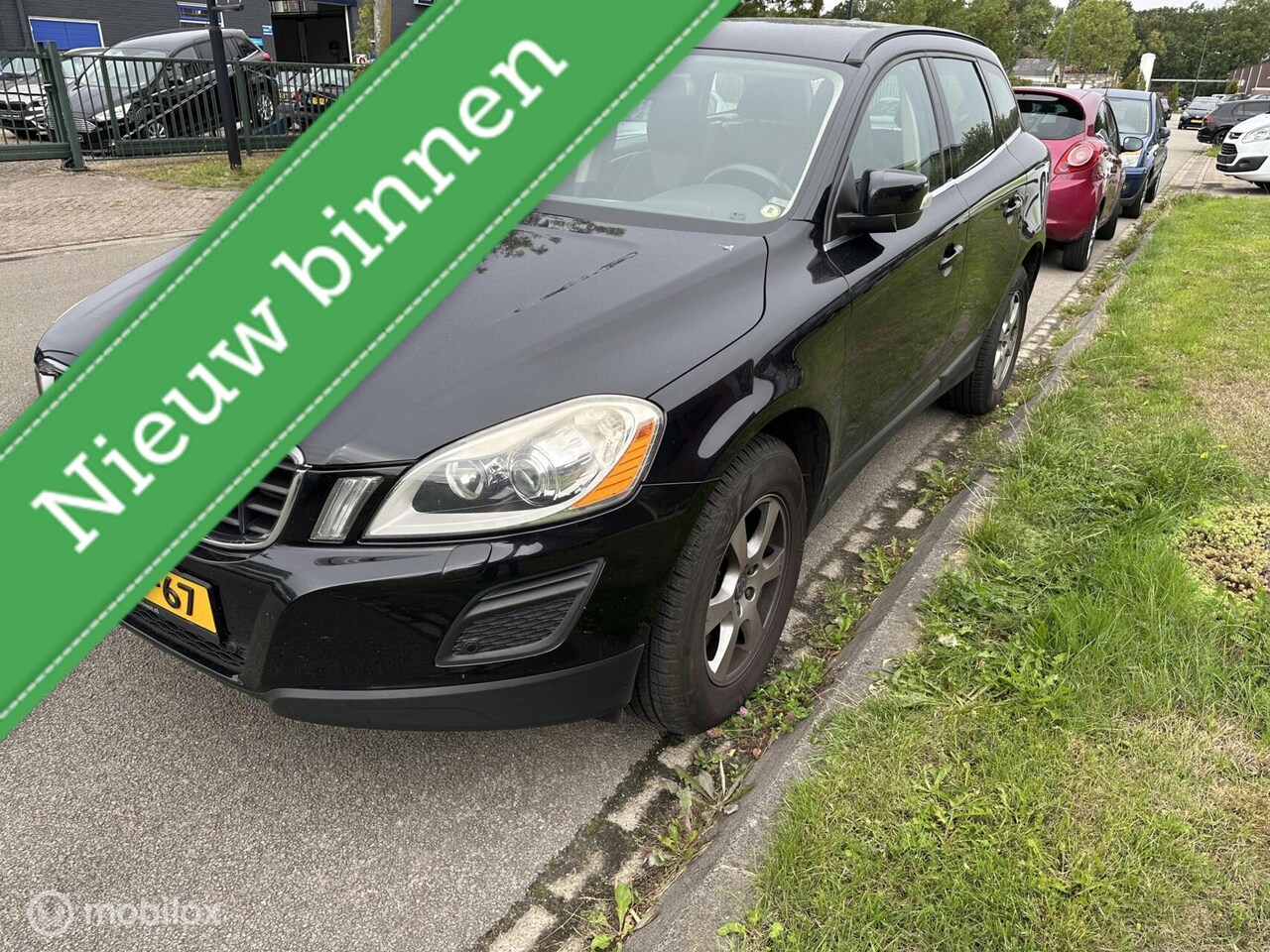 Volvo XC60 - 2.0 T5 Summum !!!LET OP OIL PROBLEEM !!!!!!!ENGINE PROBLEM!!!!!! - AutoWereld.nl