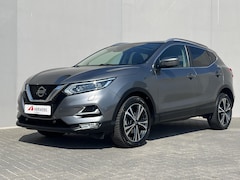 Nissan Qashqai - 1.3 DIG-T N-Connecta / Dealer onderhouden / Panorama dak / 1.500 kg trekgewicht / Navigati