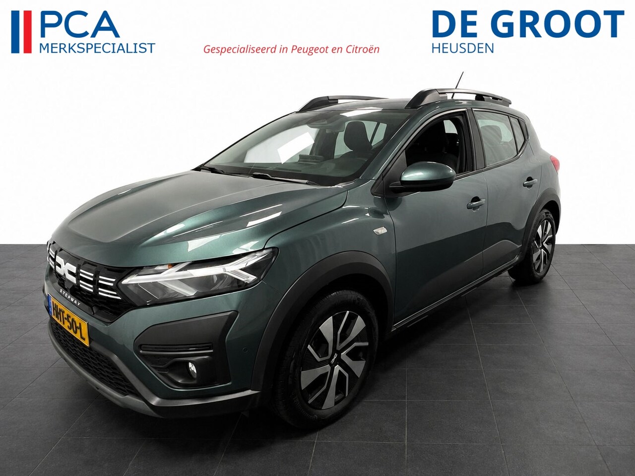 Dacia Sandero Stepway - Expression 90pk Navi+Carplay | Climat | Camera - AutoWereld.nl