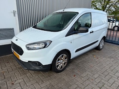 Ford Transit Courier - 1.0 Trend / BENZINE / AIRCO / CRUISE CONTROL / BPM VRIJ / SCHUIFDEUR / STOELVERWARMING / N